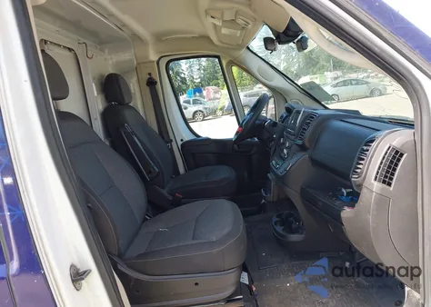 2022 Ram Promaster 2500 High Roof 159 Wb z USA, uszkodzony, nr VIN 3C6LRVDGXNE136150